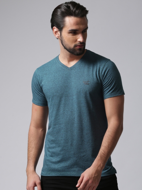 

YWC Men Teal Green Solid V-Neck YMT-4007B T-shirt