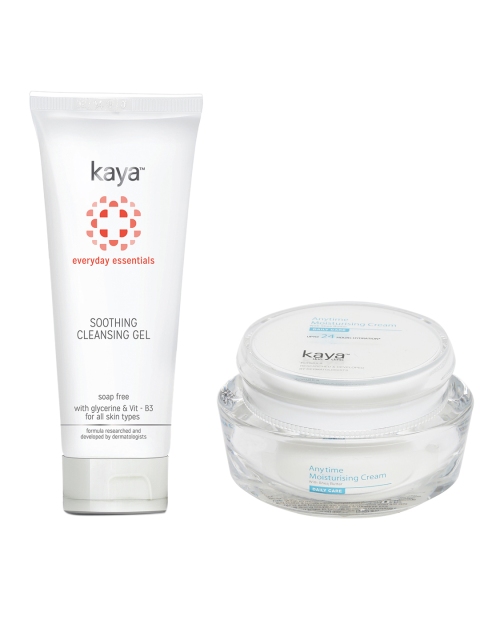

Kaya Skin Clinic Set of Moisturising Cream & Soothing Gel, White