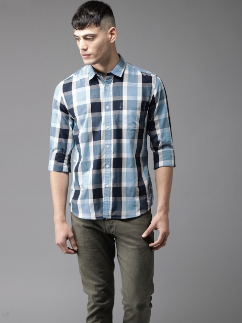 

Flying Machine Men Blue & White Slim Fit Checked Casual Shirt