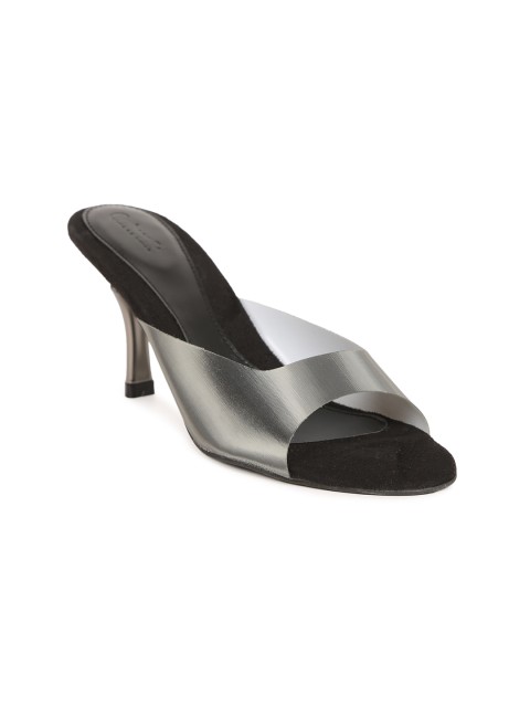 

Catwalk Women Black Solid Sandals