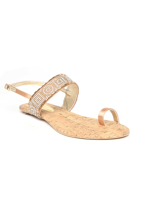 

Catwalk Women Gold-Toned Embellished One Toe Flats