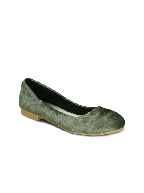 

Get Glamr Women Green Solid Synthetic Ballerinas