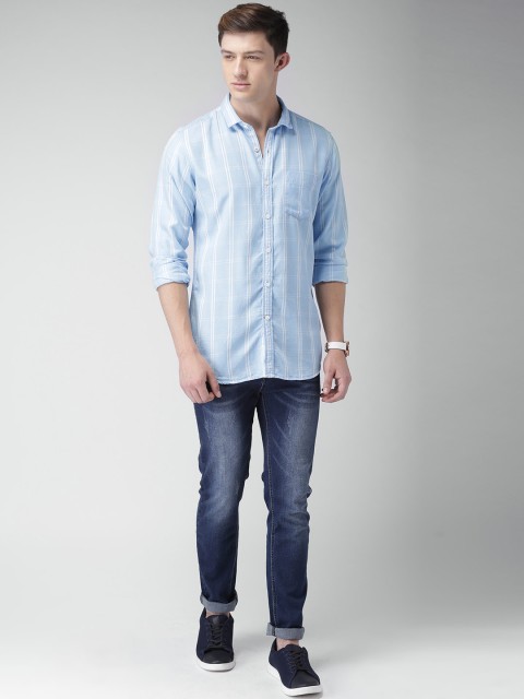 

Mast & Harbour Men Blue & White Slim Fit Checked Casual Shirt