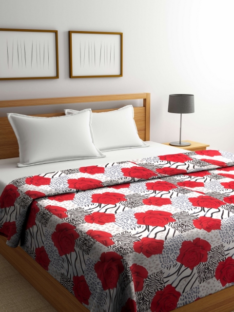 

Cortina Red & White Floral Mild Winter 210 GSM Double Bed Dohar