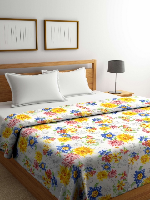 

Cortina Yellow & White Floral Mild Winter 210 GSM Double Bed Dohar
