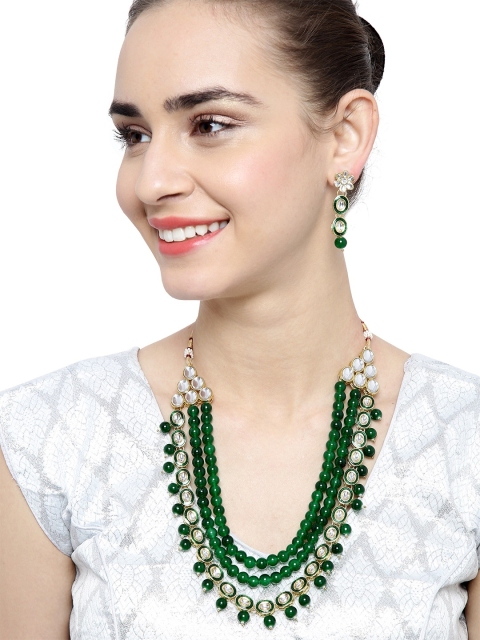 

Shining Diva Gold-Toned & Green Stone-Studded Jewellery Set