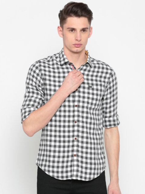 

The Indian Garage Co Men Grey & White Slim Fit Checked Casual Shirt