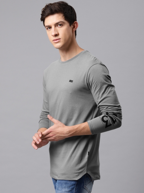 

HRX by Hrithik Roshan Men Grey Printed Detail Round Neck T-shirt