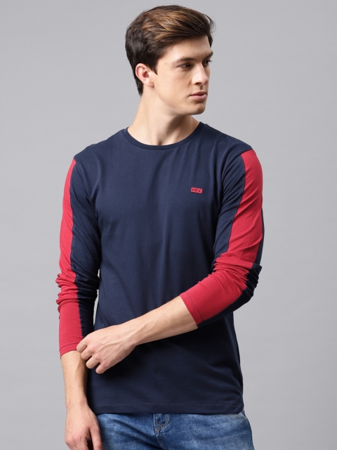 

HRX by Hrithik Roshan Men Navy Blue & Red Solid Round Neck T-shirt