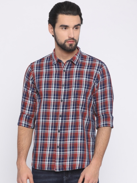 

Pepe Jeans Men Red & Navy Blue Regular Fit Checked Casual Shirt