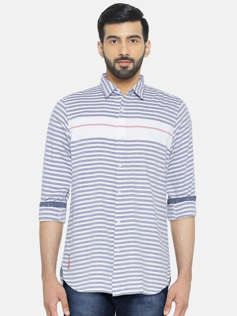 

Pepe Jeans Men White & Blue Regular Fit Striped Casual Shirt