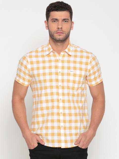 

Pepe Jeans Men Yellow & White Regular Fit Checked Casual Shirt