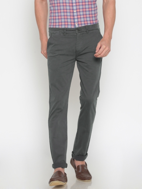 

Pepe Jeans Men Grey Slim Fit Solid Chinos