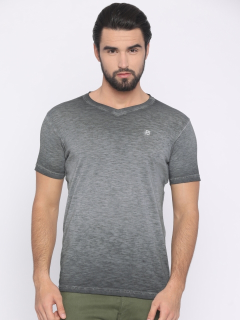 

Pepe Jeans Men Grey Solid V-Neck T-shirt