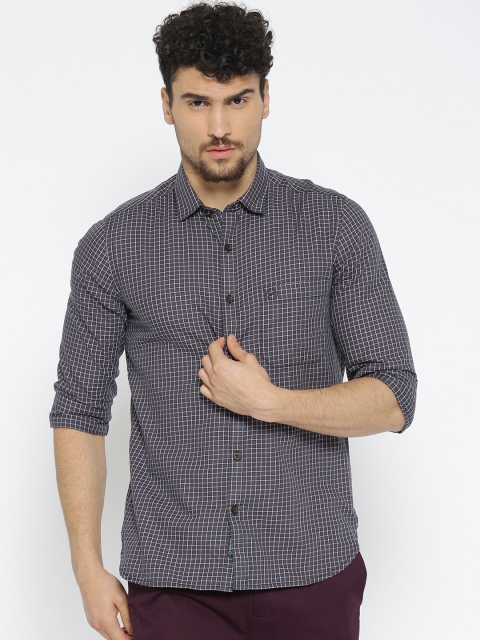 

SCULLERS Men Navy Blue & White Slim Fit Checked Casual Shirt