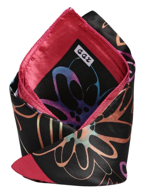 

Alvaro Castagnino Black Printed Pocket Square
