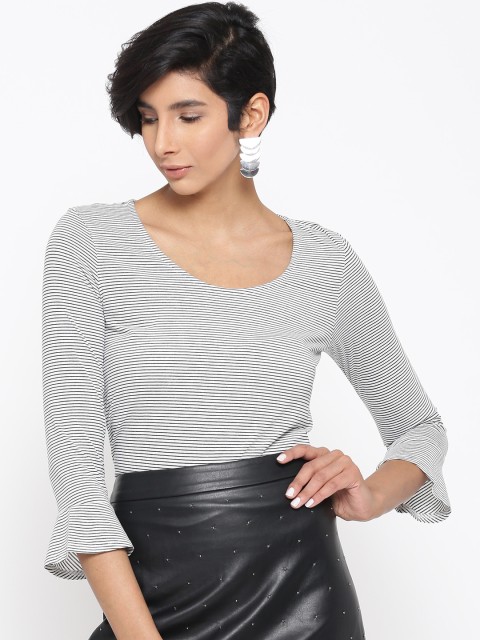 

ONLY Women White & Black Striped Top