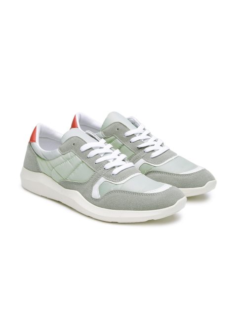 

Aeropostale Men Grey Voges Suede Sneakers