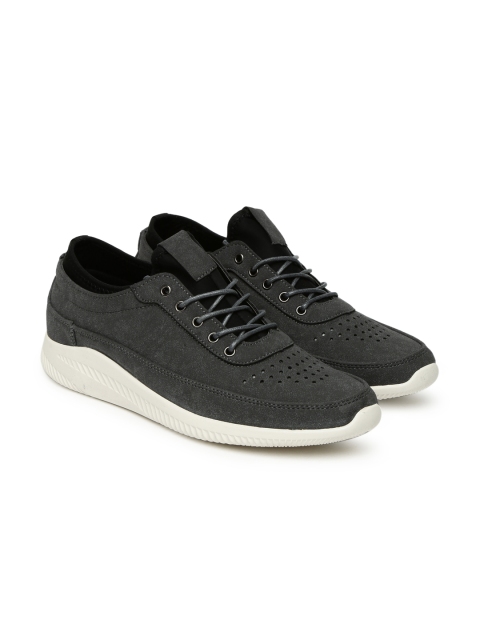 

Aeropostale Men Charcoal Sneakers