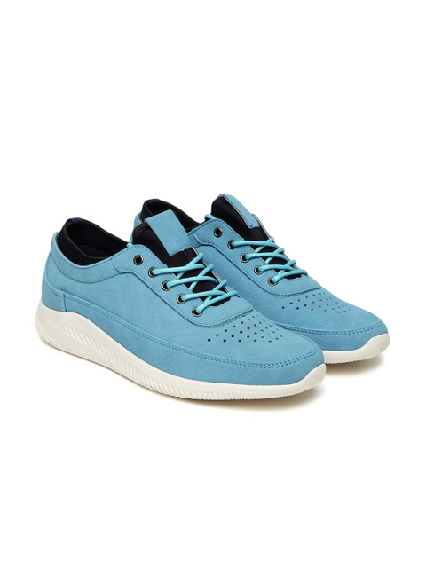 

Aeropostale Men Blue Sneakers