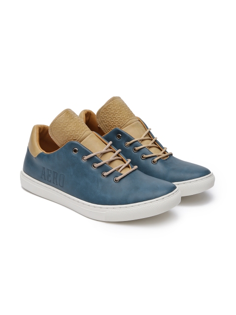 

Aeropostale Men Blue MUNRO Sneakers