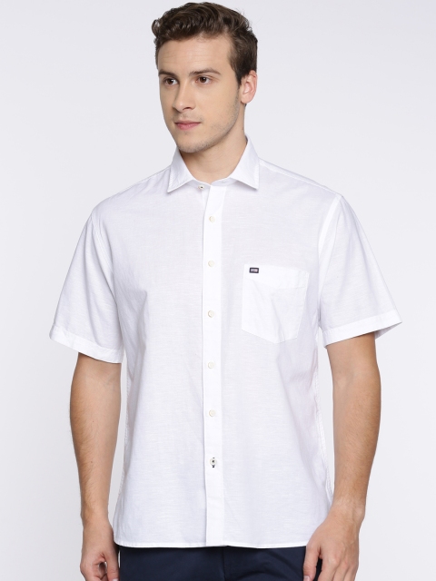 

Arrow Sport Men White Classic Regular Fit Solid Casual Shirt