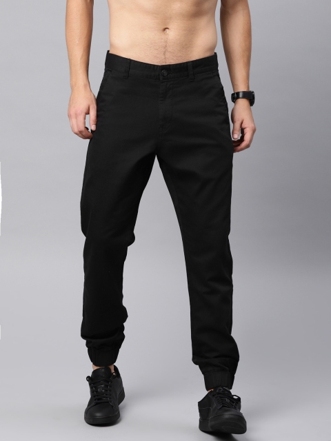 

HRX by Hrithik Roshan Men Black Regular Fit Solid Joggers