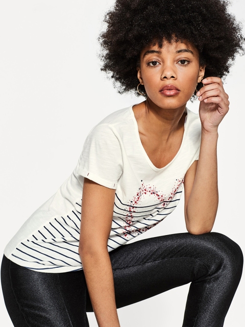 

ESPRIT Women White & Navy Striped Round Neck T-shirt