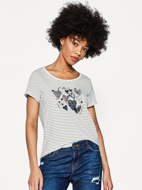 

ESPRIT Women Off-White & Black Striped Round Neck T-shirt