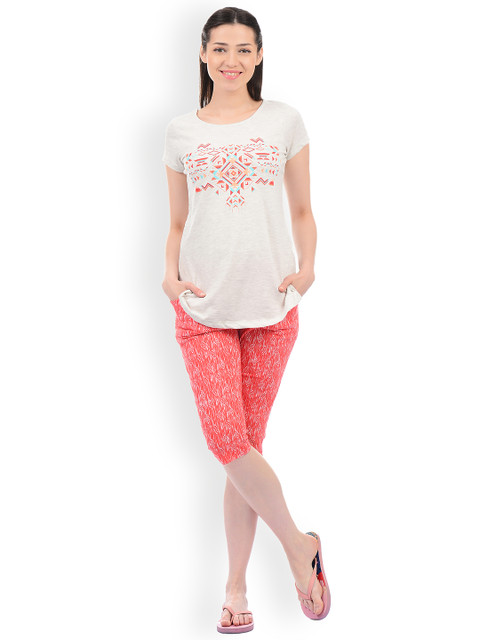 

Sweet Dreams Women Cream-Coloured & Red Solid Night Suit 218818