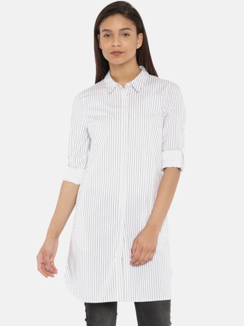 

Vero Moda Women White & Black Regular Fit Striped Casual Shirt