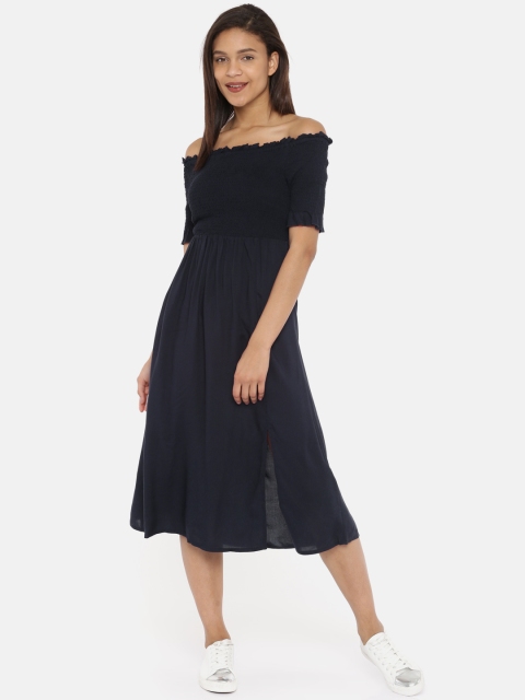 

Vero Moda Women Navy Solid Fit and Flare Dress, Navy blue