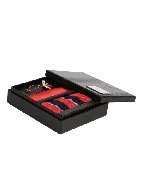 

Alvaro Castagnino Red & Black Colored Accessory Gift Set for Men