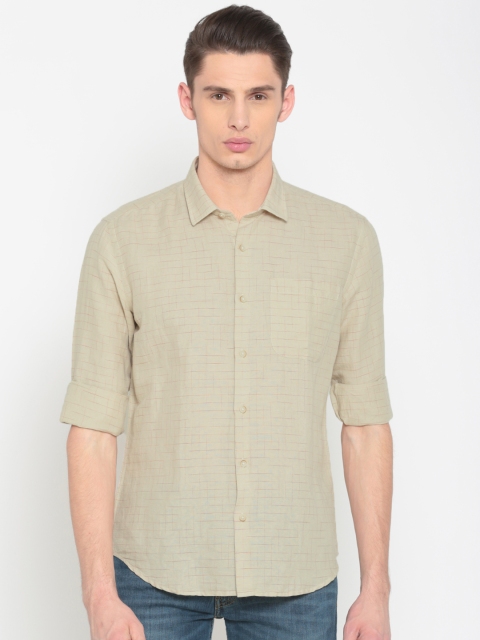 

Lombard Men Beige & Red Slim Fit Checked Casual Shirt