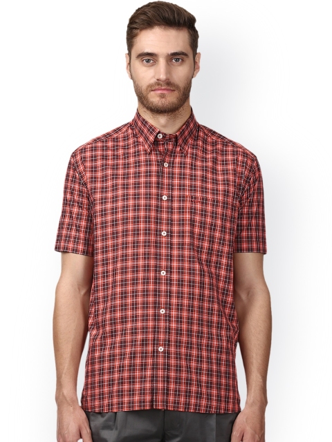 

ColorPlus Men Maroon Regular Fit Checked Casual Shirt
