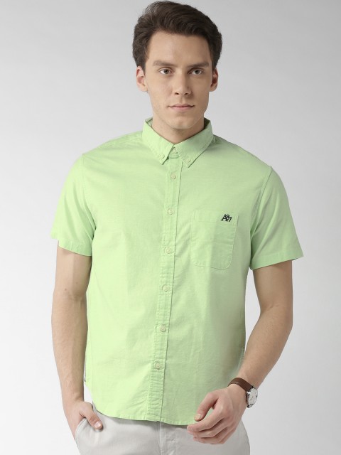 

Aeropostale Men Lime Green Regular Fit Solid Casual Shirt