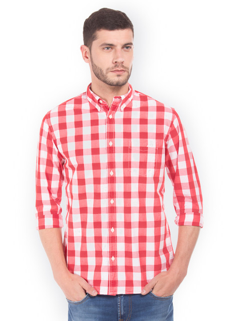 

Aeropostale Men Red & White Regular Fit Checked Casual Shirt