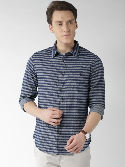 

Aeropostale Men Navy Blue & Off-White Striped Casual Shirt