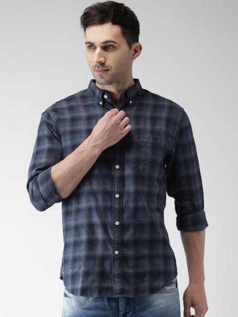 

Aeropostale Men Navy Blue Regular Fit Checked Casual Shirt