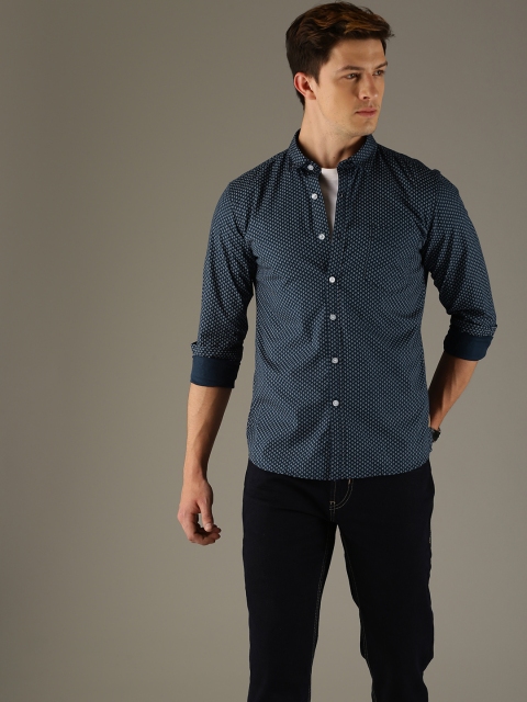 

Flying Machine Men Blue Slim Fit Printed Casual Shirt