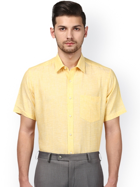 

Park Avenue Men Yellow Regular Fit Linen Solid Formal Shirt