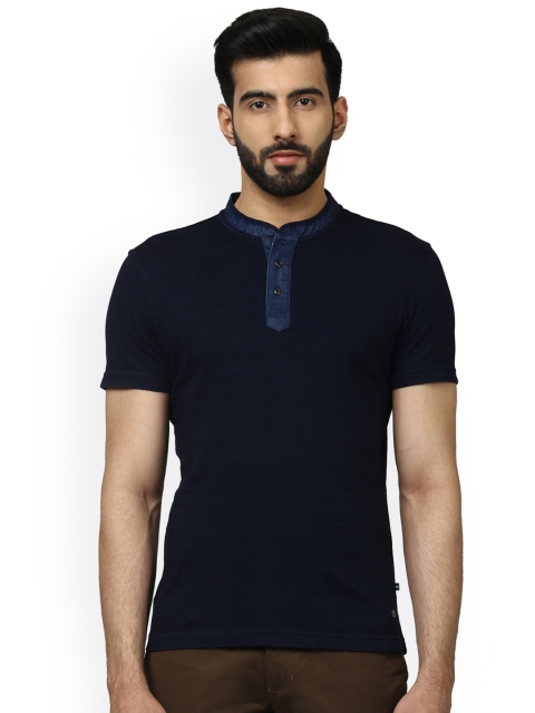 

Park Avenue Men Navy Blue Solid Henley Neck T-shirt