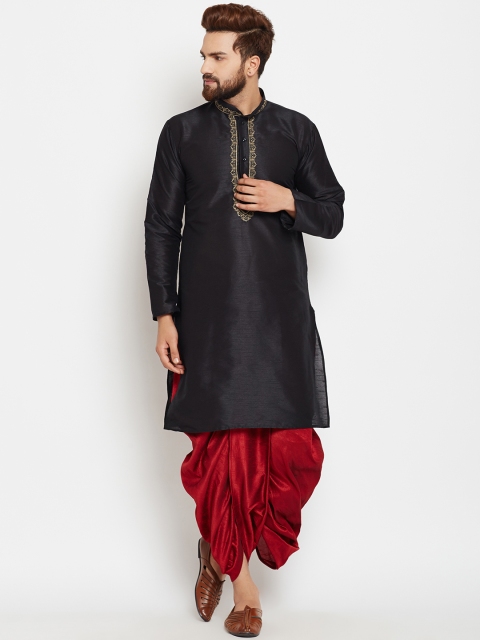 

SOJANYA Men Black & Maroon Solid Kurta with Dhoti Pants