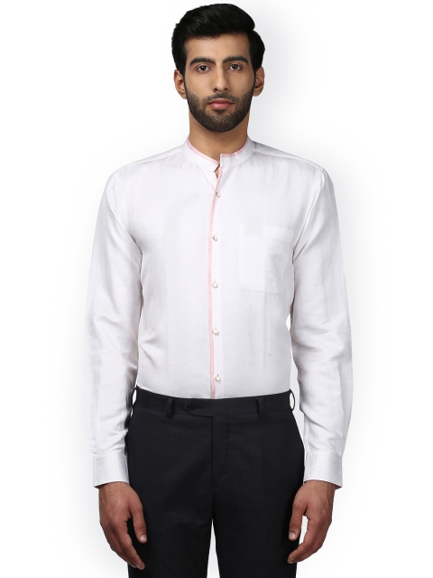 

Raymond Men Beige Regular Fit Solid Formal Shirt