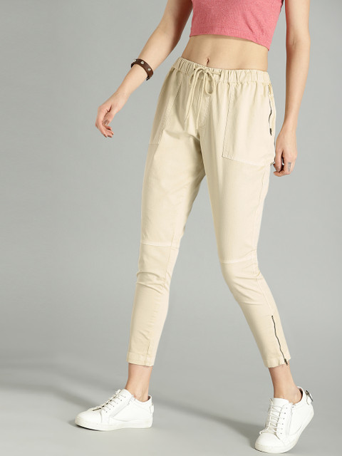 

Roadster Women Cream-Coloured Regular Fit Solid MARIS Trousers