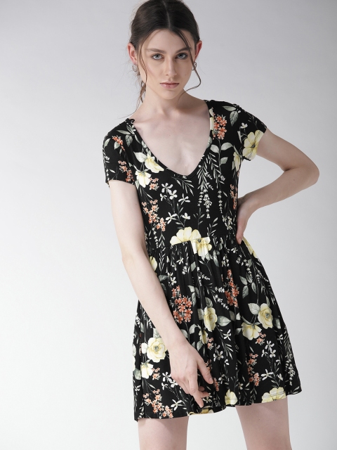 

FOREVER 21 Women Black & Yellow Floral Print Fit and Flare Dress
