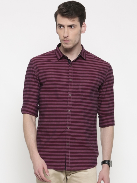 

Nature Casuals Men Burgundy Slim Fit Striped Casual Shirt