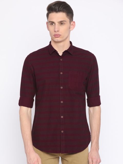 

Nature Casuals Men Maroon Slim Fit Striped Casual Shirt