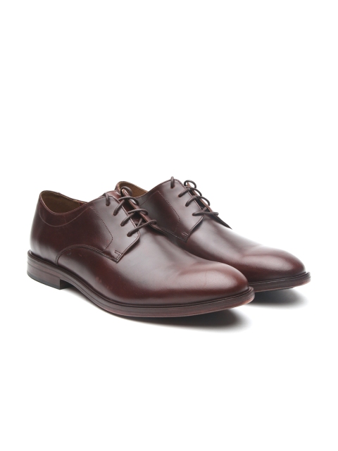 

Clarks Men Brown Mckewen Mahogany Leather Oxfords