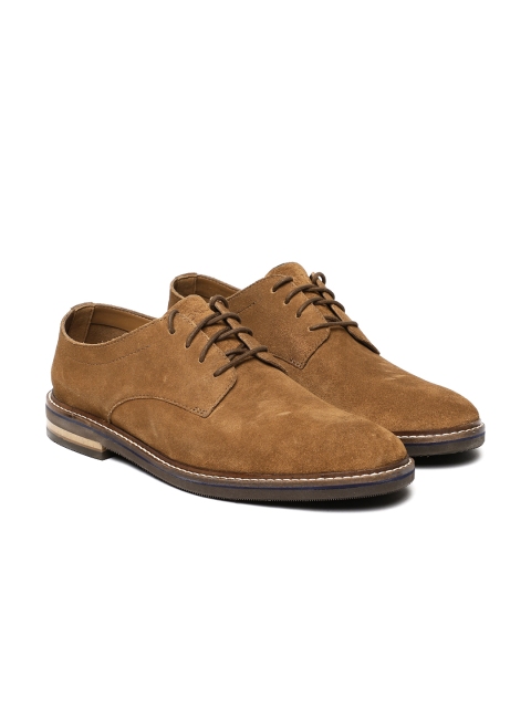 

Clarks Men Brown Derbys